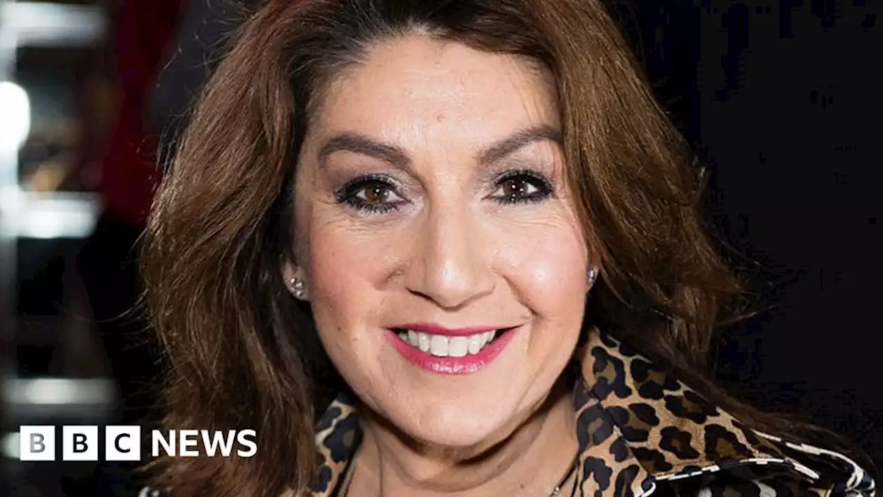 Jane McDonald replaces Phillip Schofield as British Soap Awards host