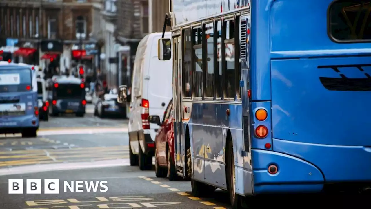 Low emission zone vehicle ban begins in Glasgow