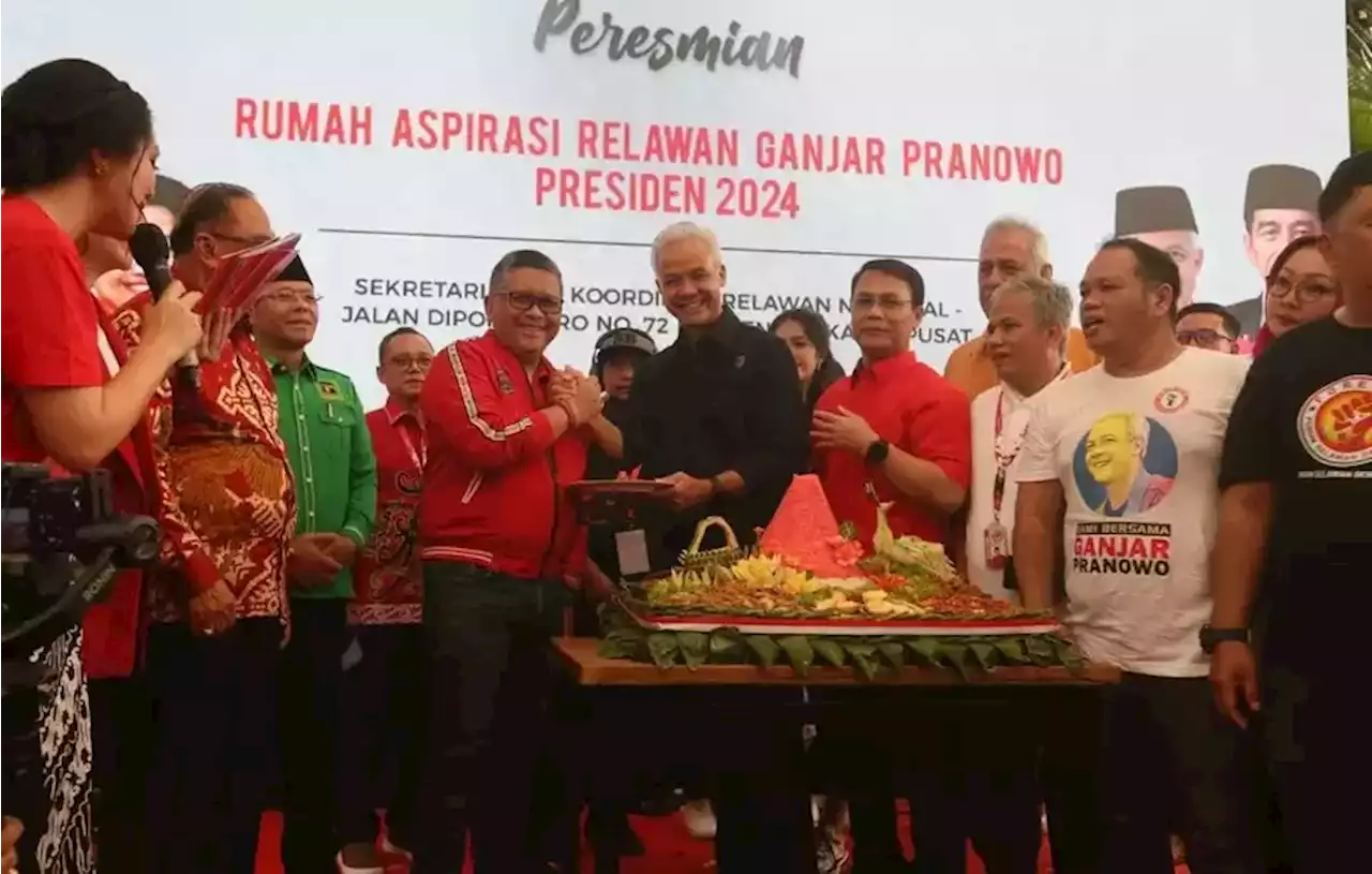 Ganjar Pranowo Minta Parpol dan Relawan Garap Pemilih Generasi Z