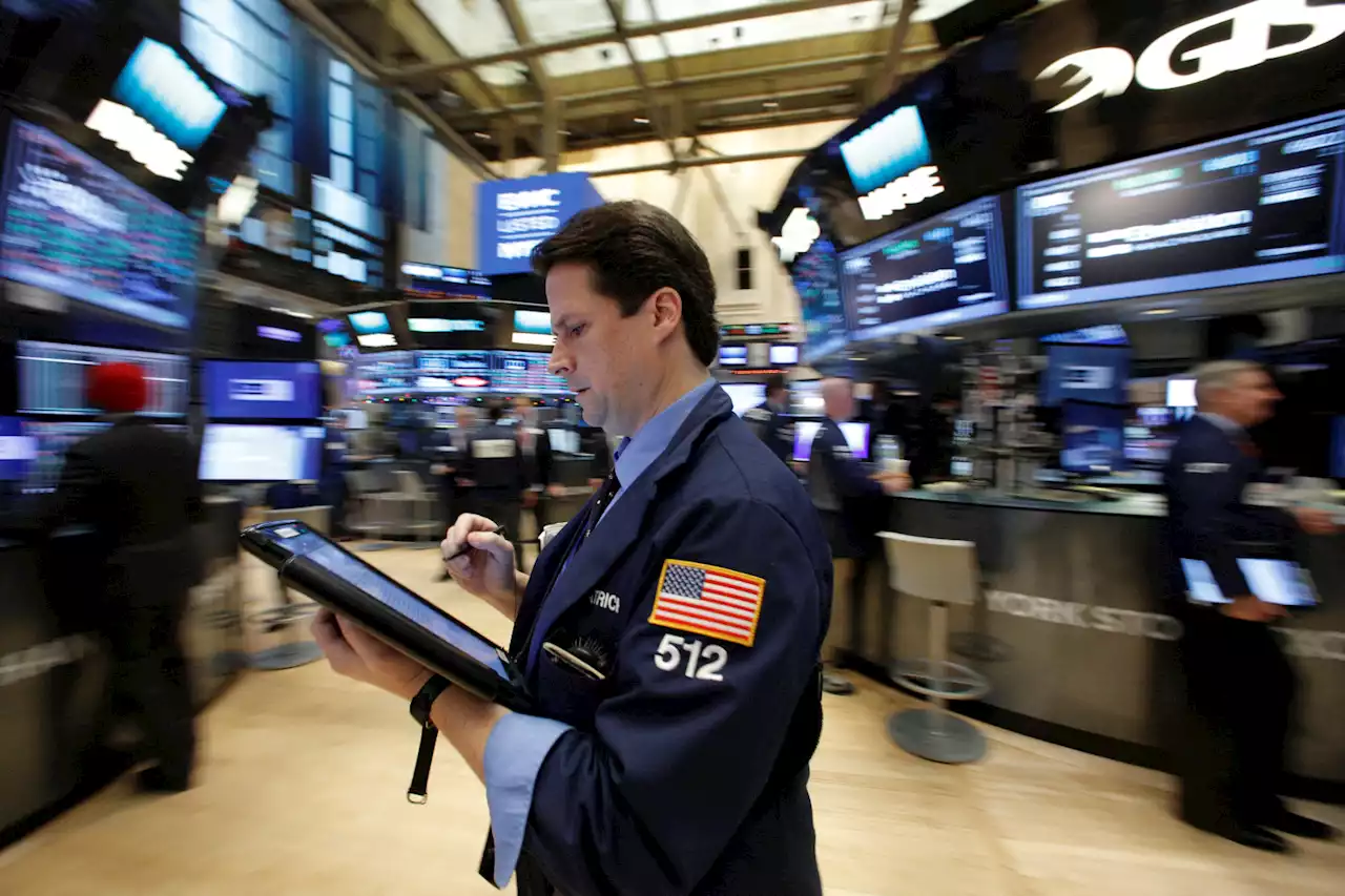 Wall Street anticipa suaves compras tras dar el Congreso 'luz verde' al acuerdo de deuda