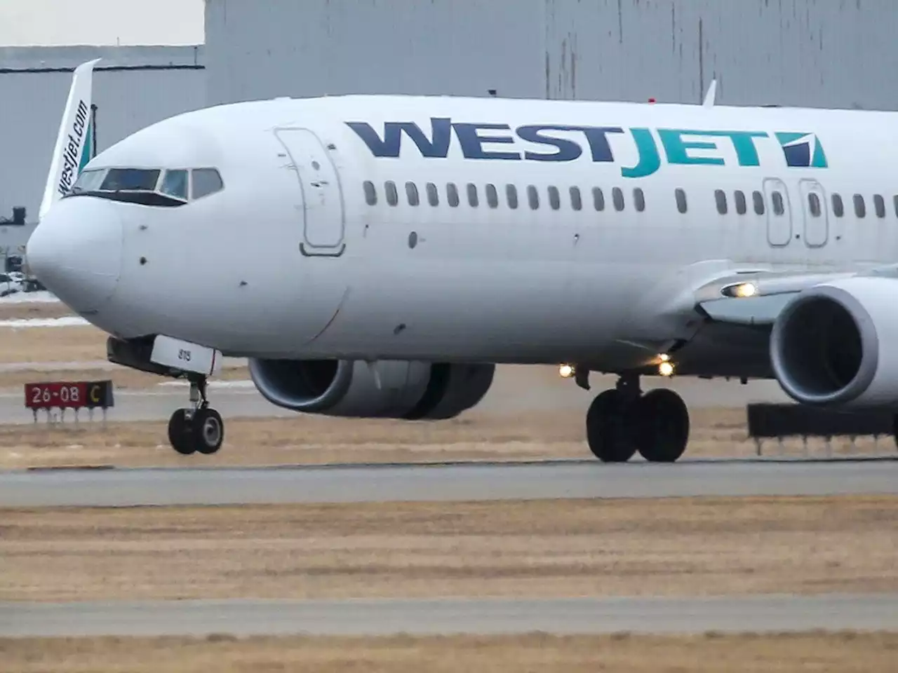 Engine failure and fire on WestJet Encore plane in Calgary spark Transportation Safety Board investigation