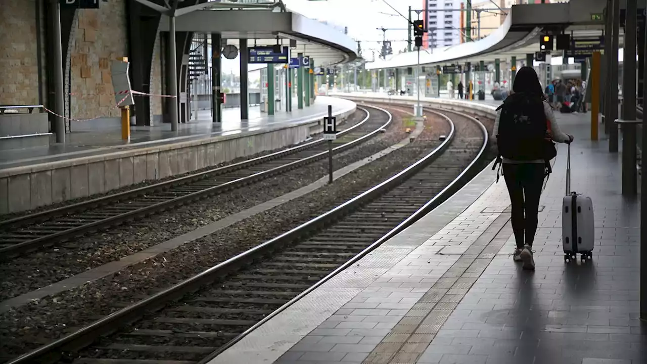 Ostbahnhof: Mann grabscht Frau an den Hintern – Festnahme!