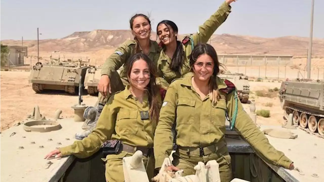 Kisah Wayeya, Perempuan Muslim Arab yang Jadi Tentara Israel