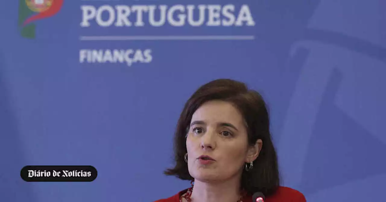 Governo diz que respondeu ao PSD sobre SIS pela mesma via que recebeu as perguntas