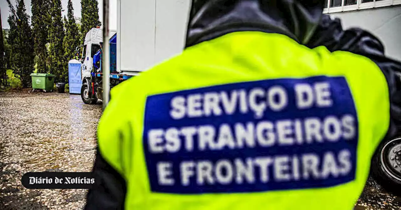 SEF detém 13 estrangeiros por tráfico humano e identifica sete vítimas, duas menores