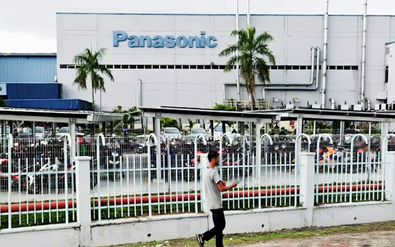 Panasonic denies plants to shut down