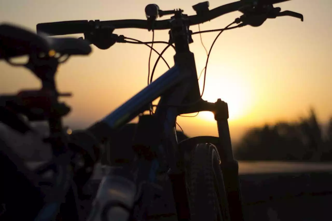 Cyclist says he was 'pushed off his bike' by Volkswagen driver