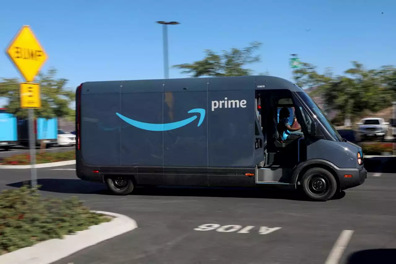 Dozens of Amazon delivery drivers in California join U.S. union over heat wave safety