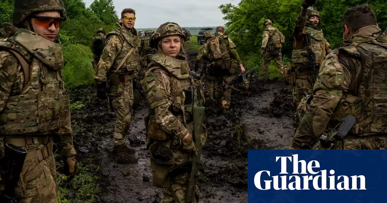 ‘Fear is contagious but so is courage’: the Ukrainian soldiers training to retake Bakhmut