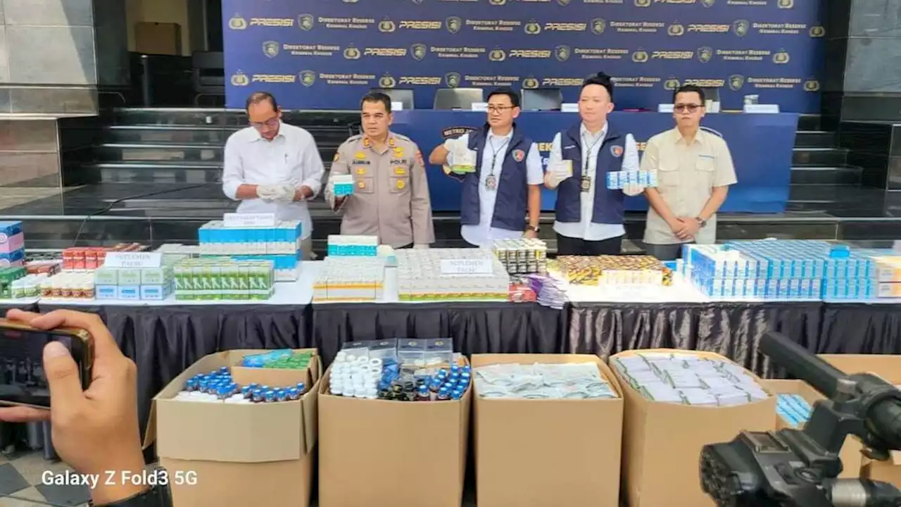 Polisi Tangkap Penjual Suplemen Palsu di Jakarta