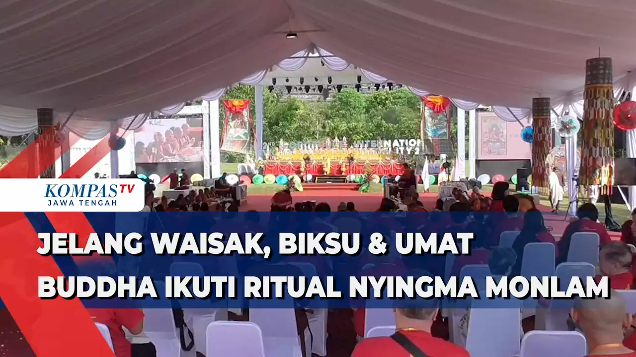 Jelang Waisak, Biksu dan Umat Buddha Ikuti Ritual Nyingma Monlam