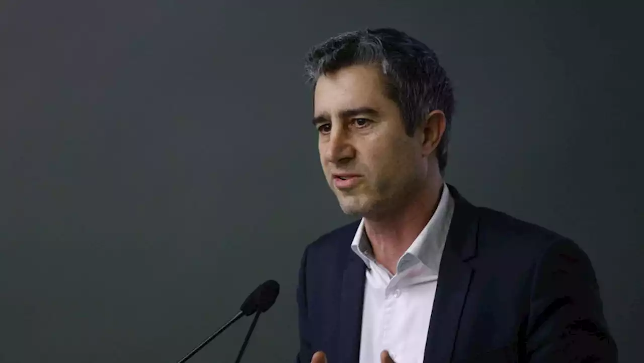 Emplois saisonniers : François Ruffin propose le camping gratuit pour les étudiants acceptant de travailler l'été