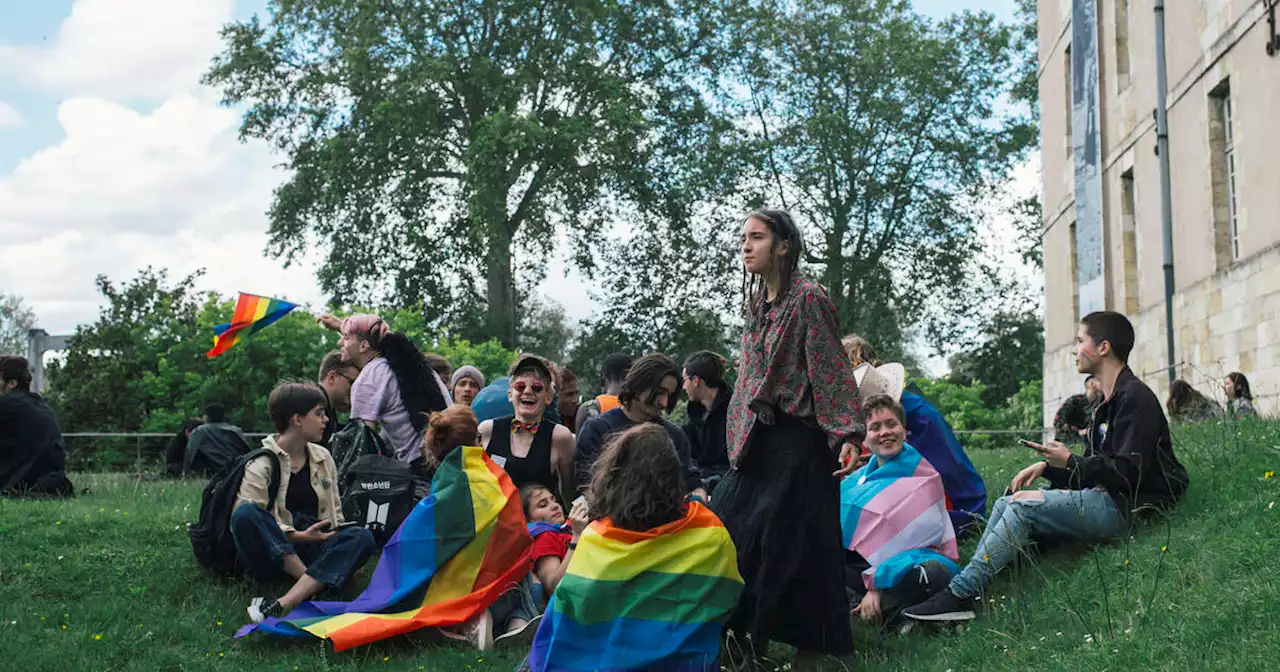 Attaque à l’explosif contre le centre LGBT de Tours : un catholique intégriste de 17 ans en garde à vue