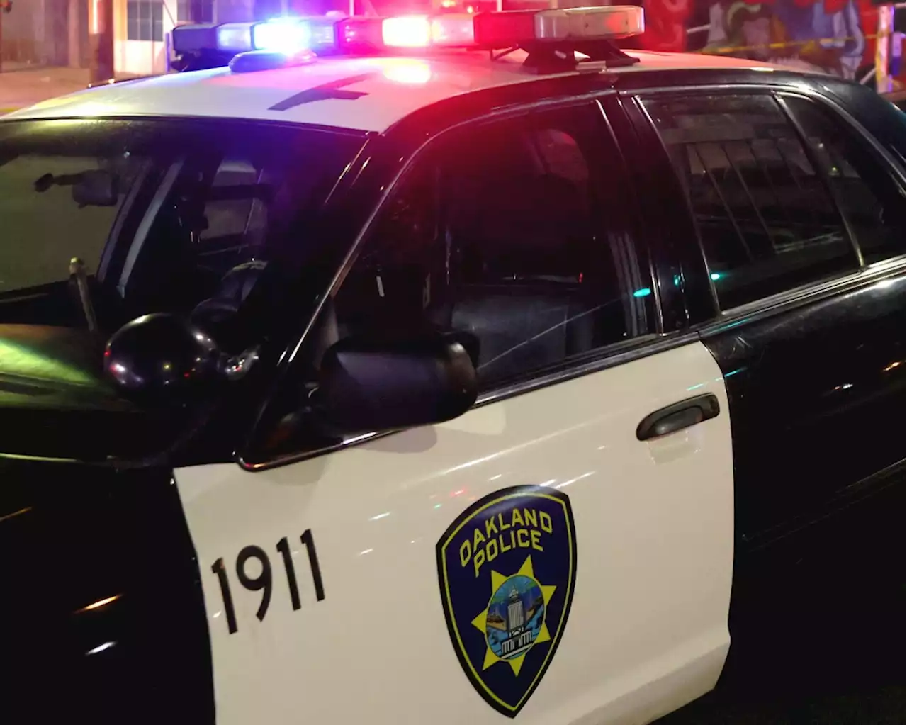 Oakland gunfire wounds young girl; she’s in stable condition