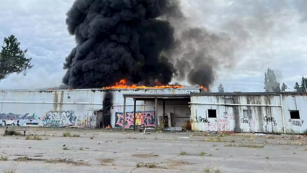 Multi-day fire blazes at abandoned Lacey mushroom farm