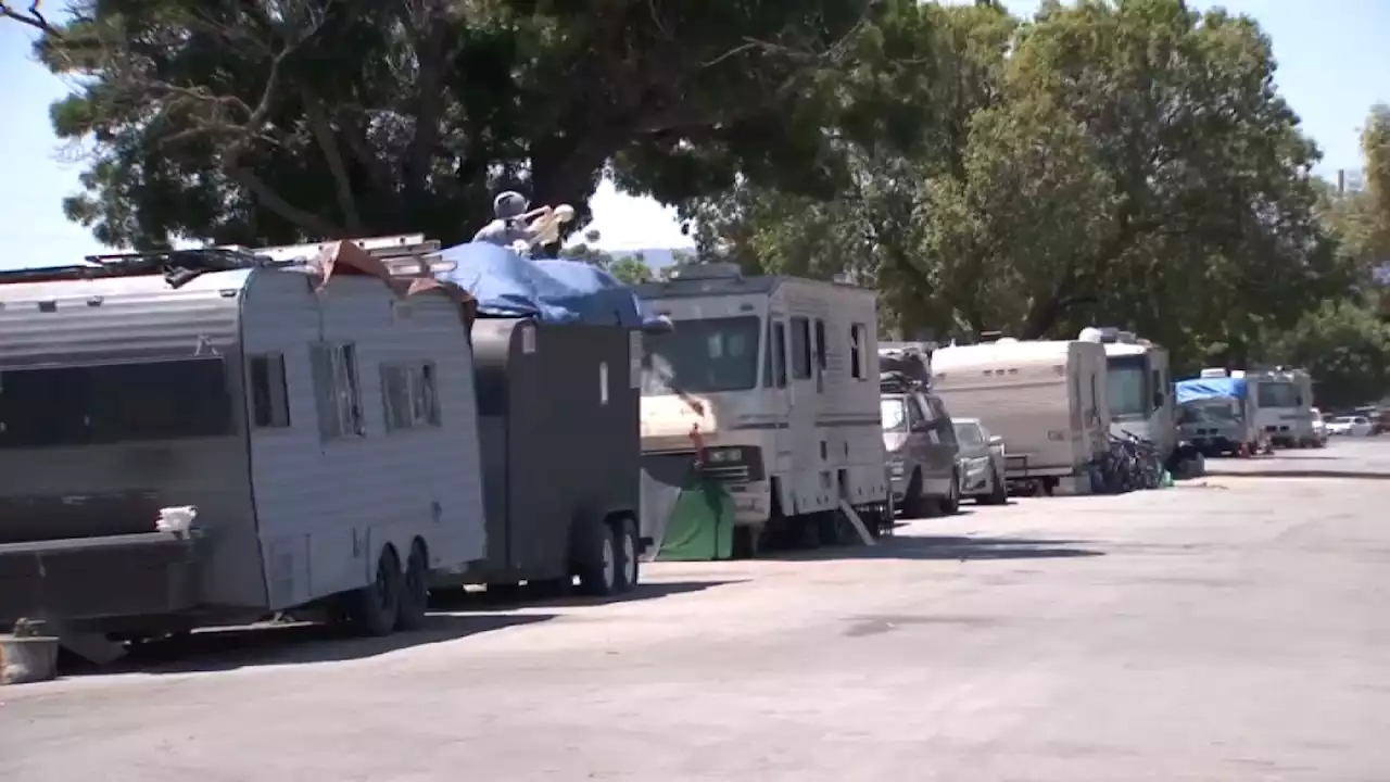 San Jose Considers Large Parking Site for RVs, Other Vehicles