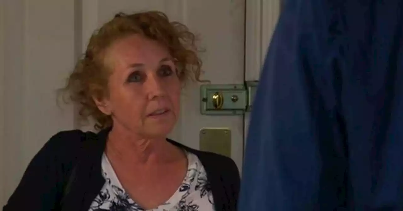 EastEnders ‘silent’ stars Tracey and Winston both make rare appearance on screen