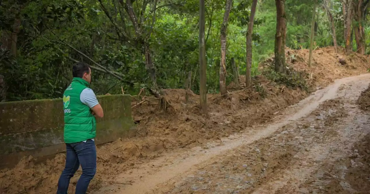 Emergencia en Girardota por más de 100 derrumbes por las fuertes lluvias