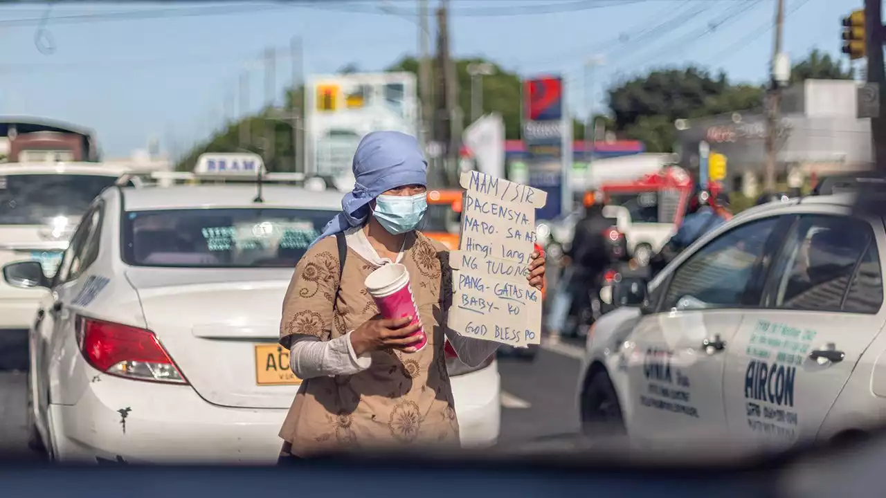 Cashless begging raises concerns on involvement of crime rings in South Cotabato