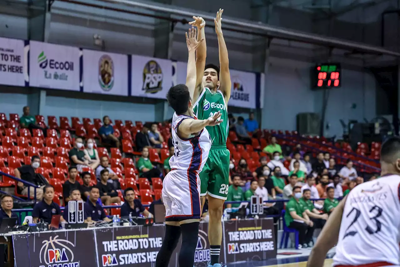 Quiambao drops 28 as La Salle demolishes Letran for outright D-League semis berth