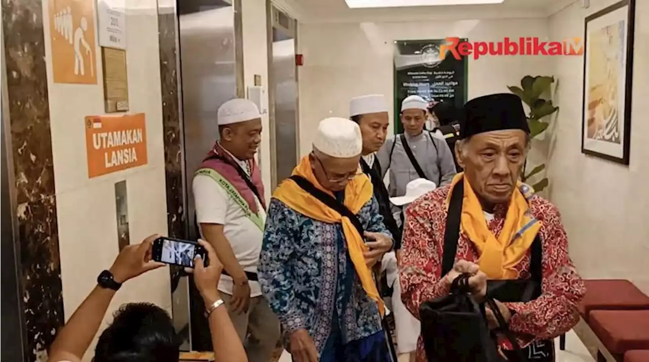 Jelang Keberangkatan ke Makkah, Jamaah Haji Diminta Jaga Kesehatan |Republika Online