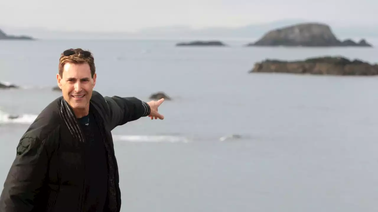 Uri Geller thanks brave swimmers for collecting rock from his 'mystic' Scottish island micronation