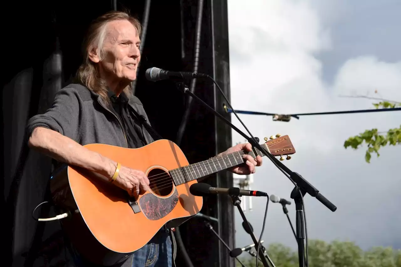 VIDEO: Remembering Gordon Lightfoot, the 'reluctant superstar'