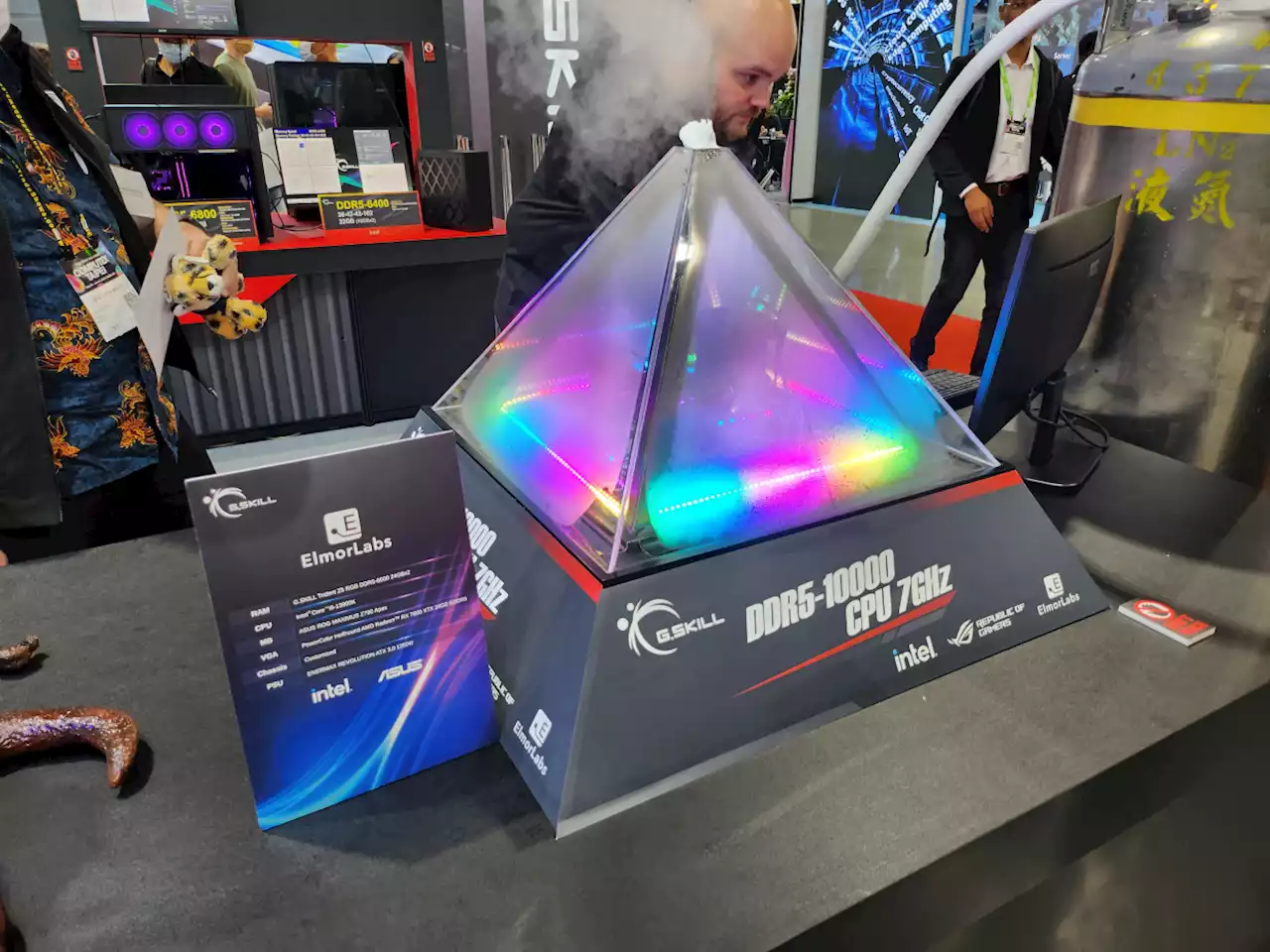 Computex highlights: Overclocking and subzero cooling; gaming 'furniture' from Lian Li and InWin