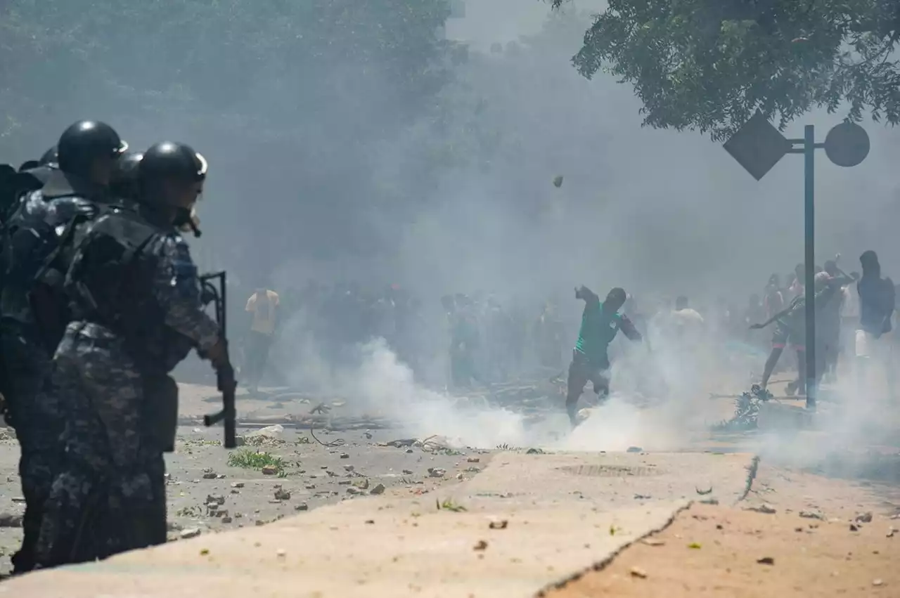 Sénégal : des violences éclatent après la condamnation de l’opposant politique Ousmane Sonko