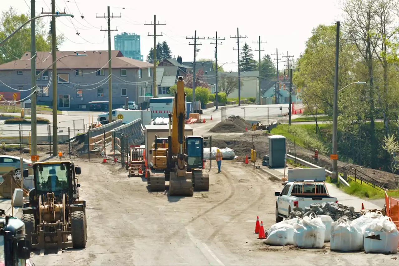 River Street to remain closed until July, city estimates