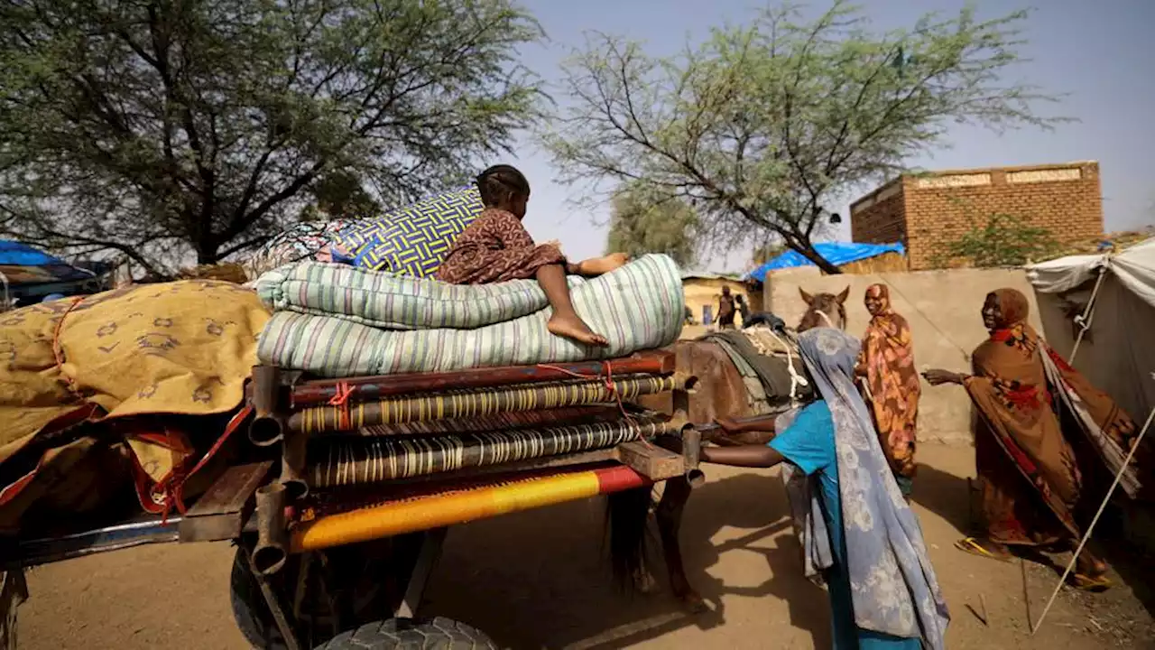 السودان.. واشنطن تدعو لاستئناف المفاوضات وفرار أكثر من 100 ألف نحو تشاد