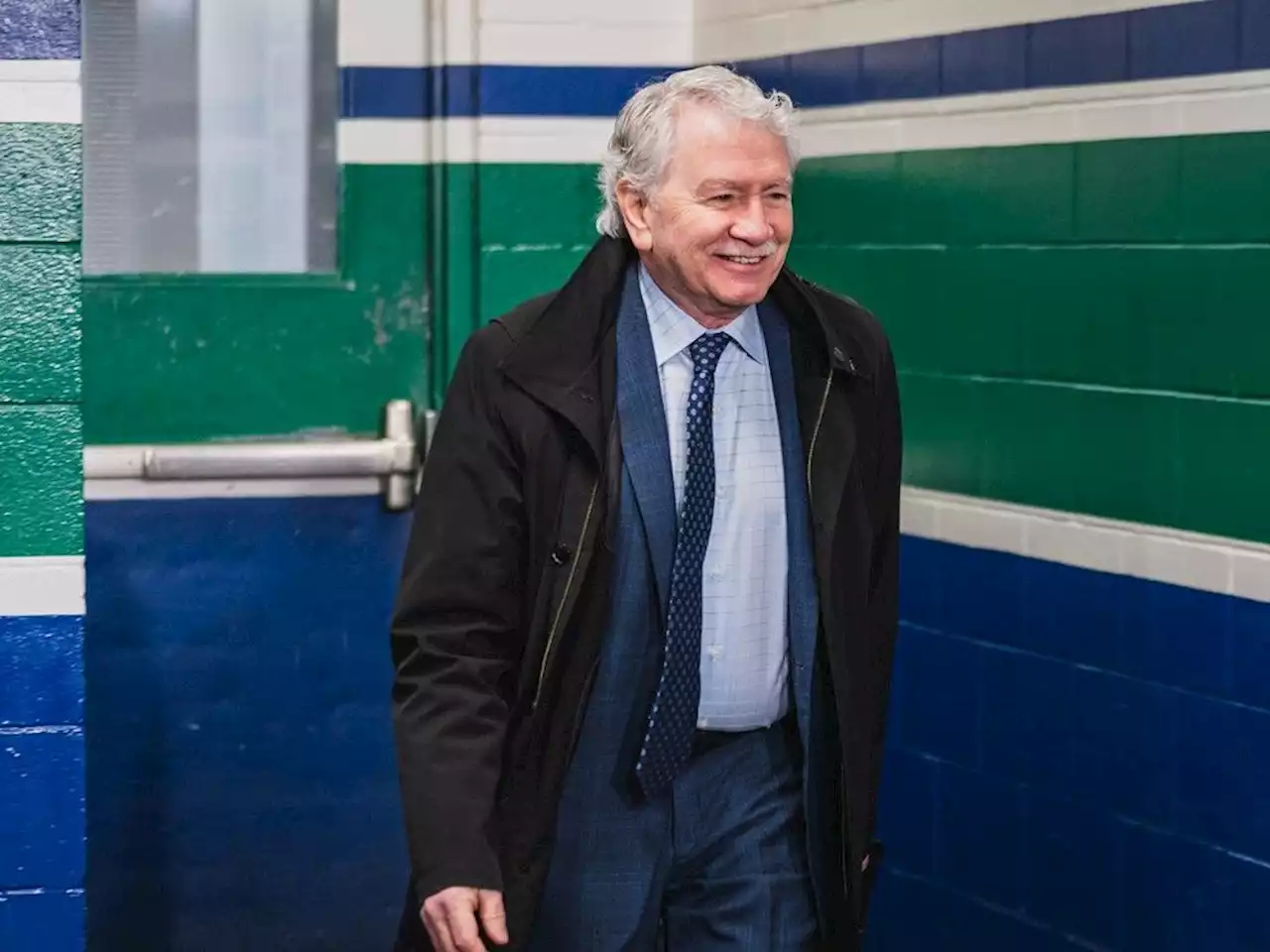 Canucks: Who should replace John Garrett on Sportsnet broadcasts?