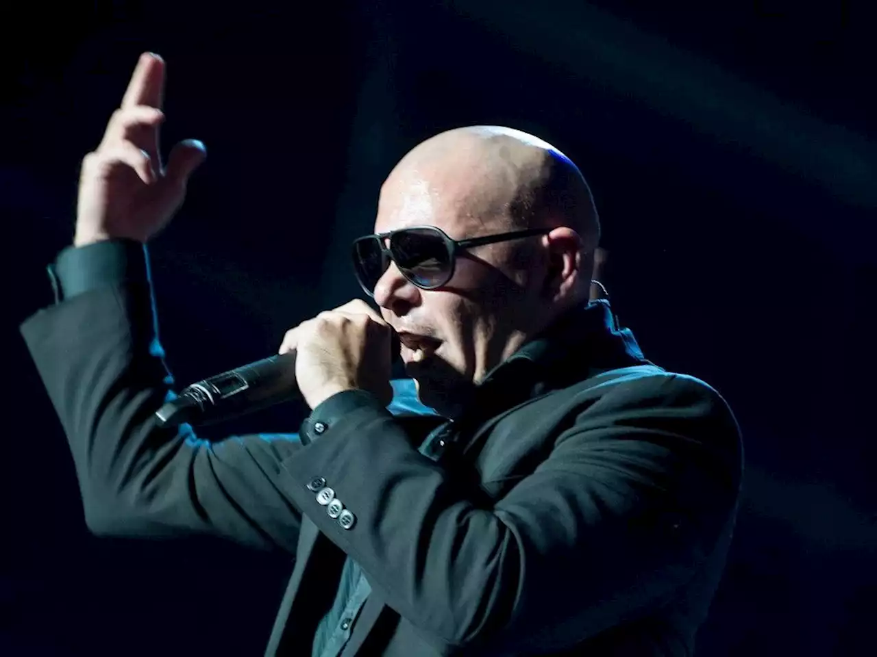 Save the date: Pitbull, Enrique Iglesias and Ricky Martin play Vancouver in December