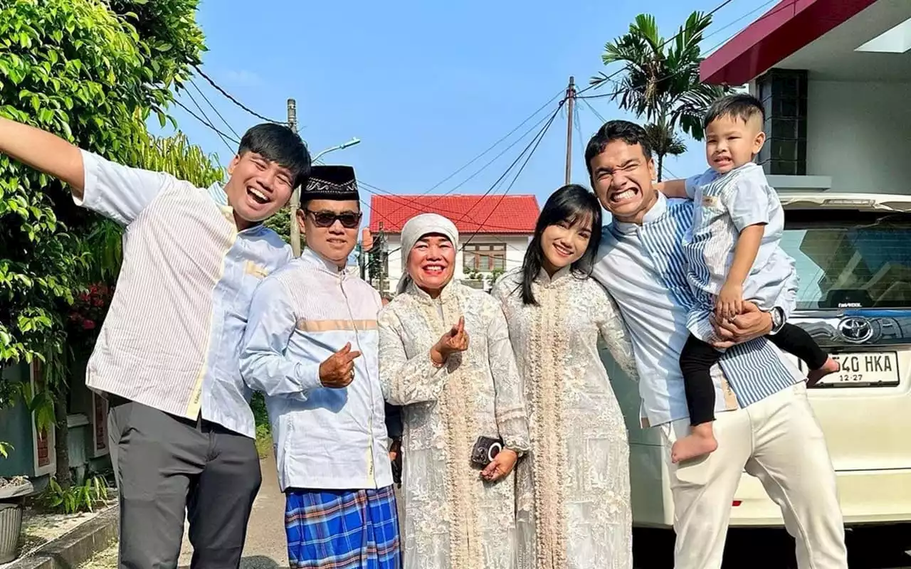 Fuji An Mendadak Childish Saat Rebutan Gala Sky Dengan Frans Faisal