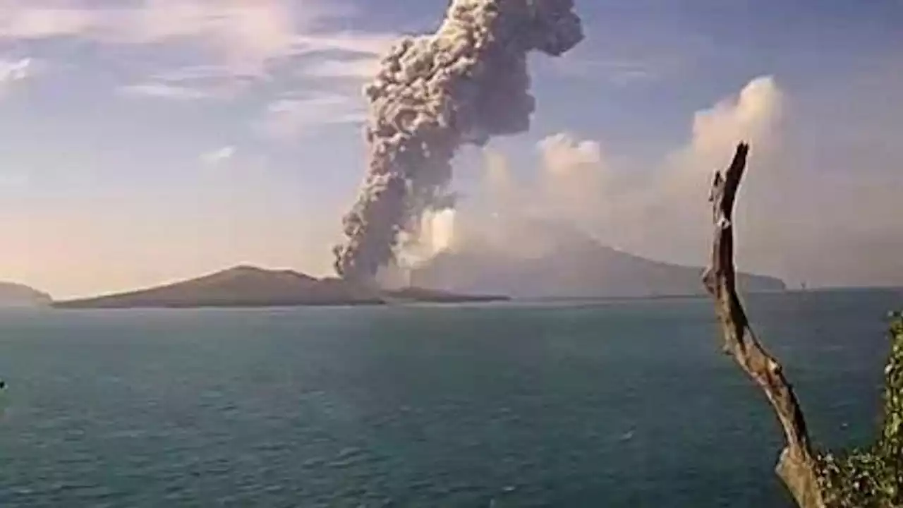 Indonesia's Anak Krakatau volcano spews ash, lava in new eruption