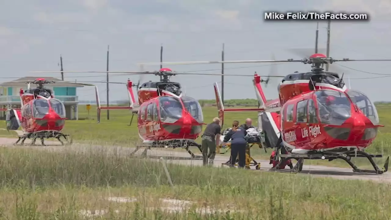 Surfside Beach police say 2 teens remain hospitalized a day after elevated walkway collapse