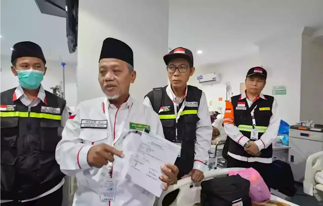 Berangkat ke Mekkah, Niat dan Pakai Baju Ihram untuk Jemaah Sakit dari Klinik Kesehatan