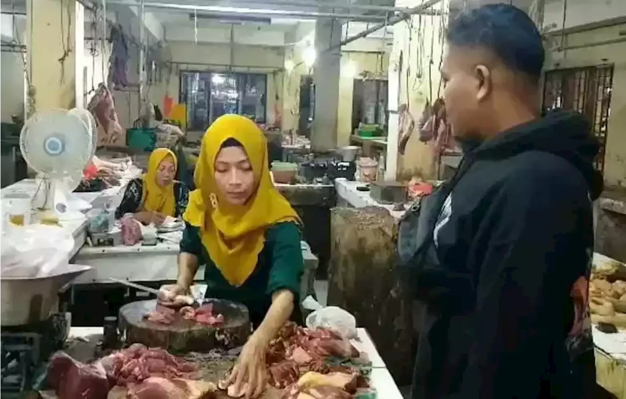 Dua Pekan Jelang Iduladha, Harga Daging Sapi di Tegal Turun