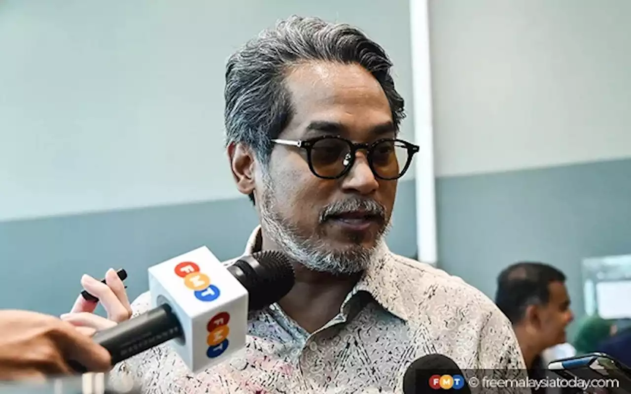 Khairy to give Muhyiddin ‘final answer’ on invite to join Bersatu