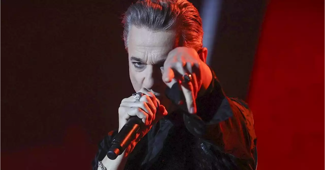 Depeche Mode desafía a la muerte en el primer día de vida del Primavera Sound en Madrid