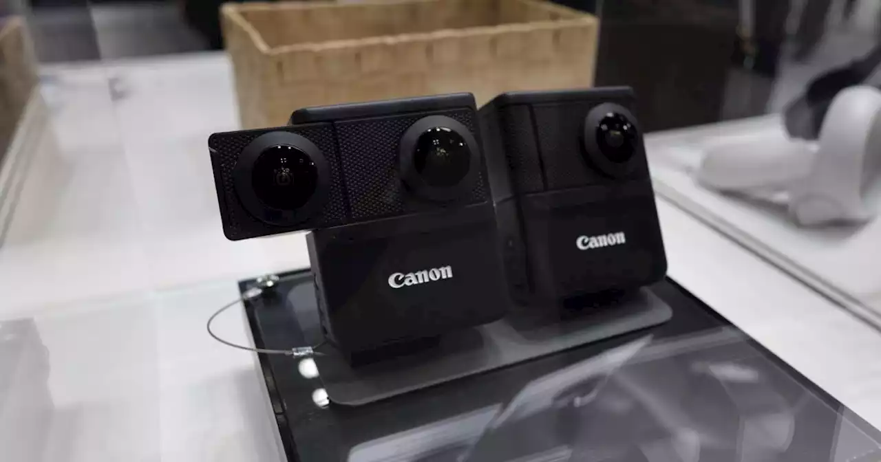 Canon made a prototype 180- and 360-degree VR camera | Engadget