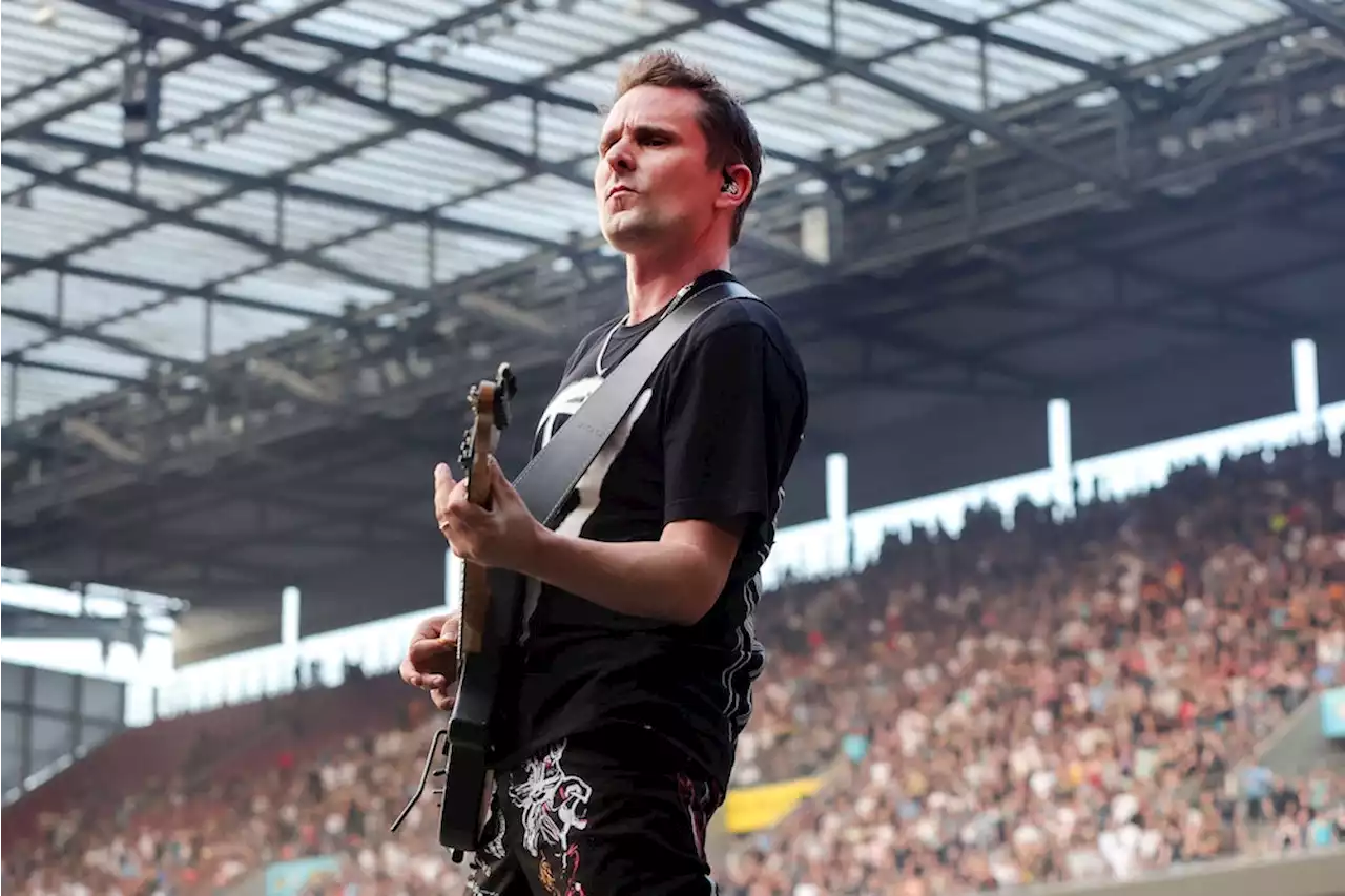 Muse in Köln: Herrlicher Auftakt: Briten rocken Müngersdorf – nur ein paar Wermutstropfen stören