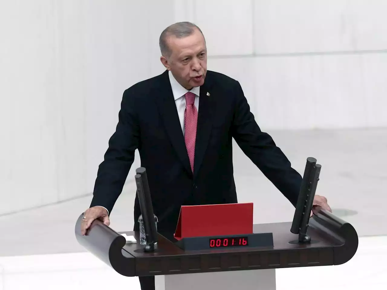 Erdogan e la prima donna alla banca di Turchia