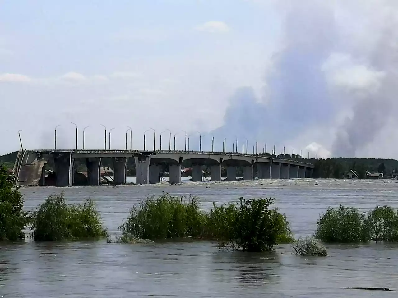 Terremoti e immagini satellitari: così è esplosa la diga in Ucraina