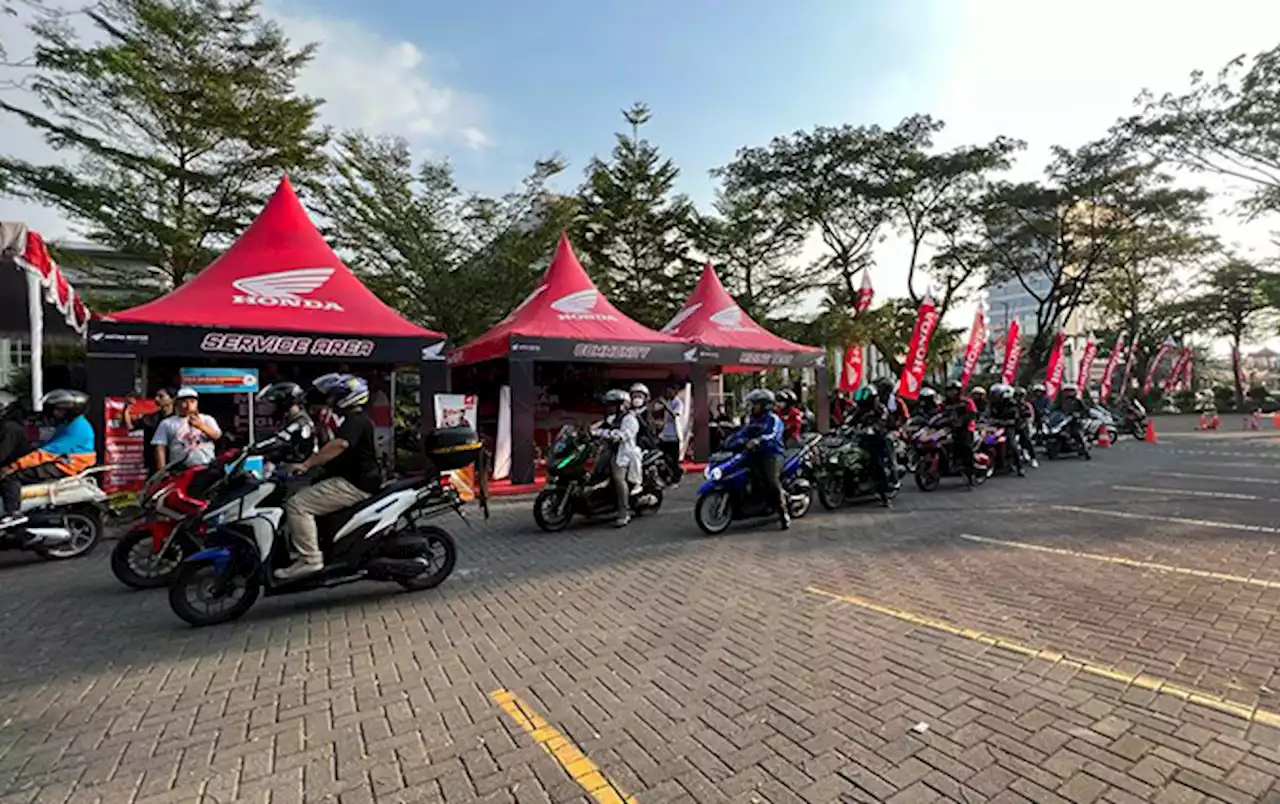 Rasakan Sensasi Tunggangi Big Scooter Honda di HPMD