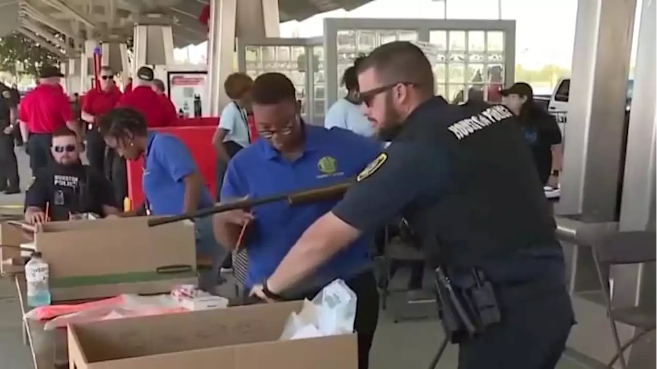 Houston gun buyback event held Saturday