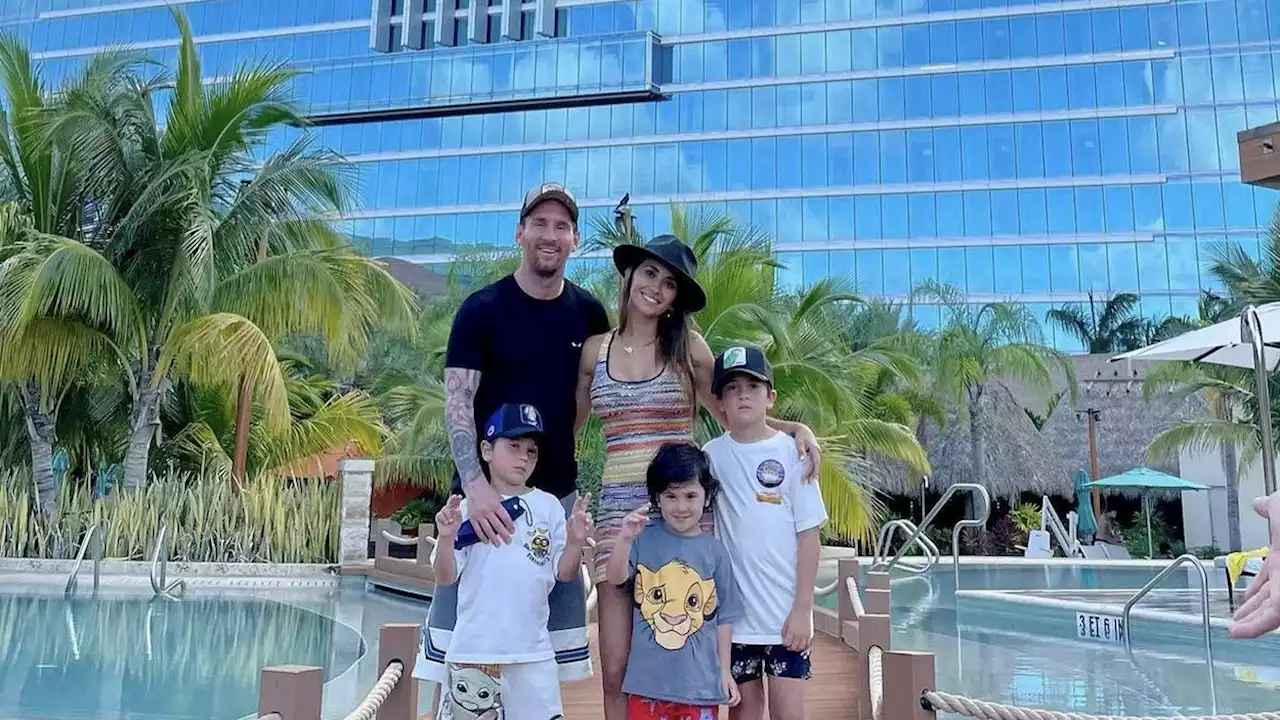 Lionel Messi ke Inter Miami, Potret Semringah Antonela Roccuzzo di Pantai Kode Keras atau Kebetulan?