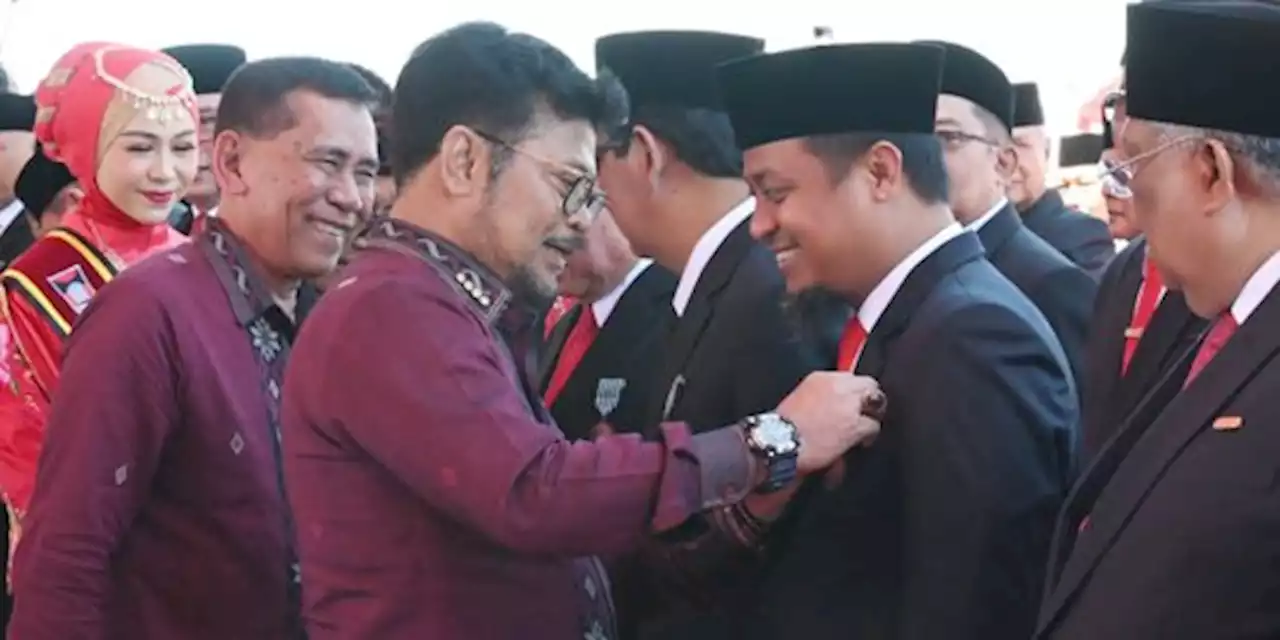 Gubernur Andi Sudirman Terima Satyalancana Wira Karya, Penghargaan Tertinggi Negara | merdeka.com