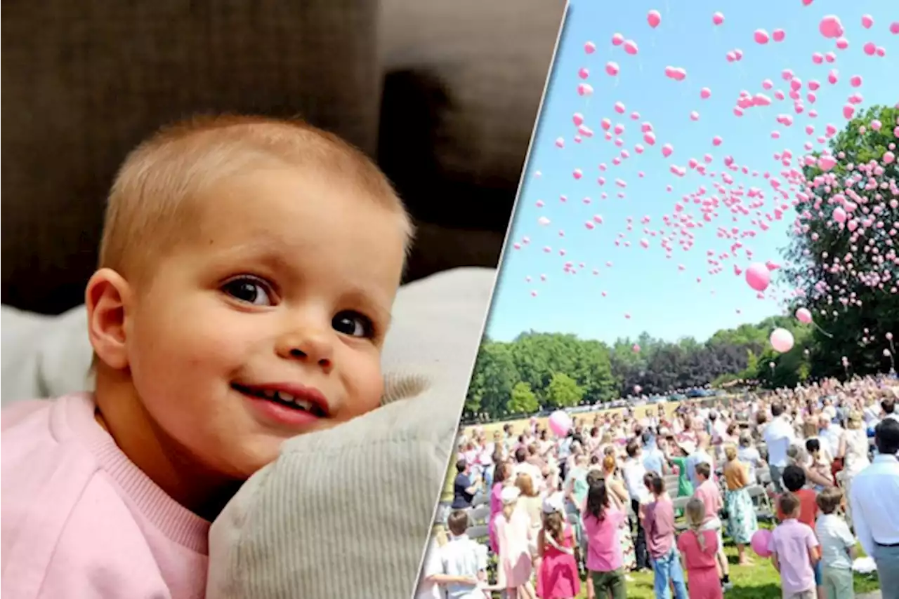 Massaal afscheid van ballonnenmeisje Lara: “Je was zoveel meer dan de ziekte die je trof”