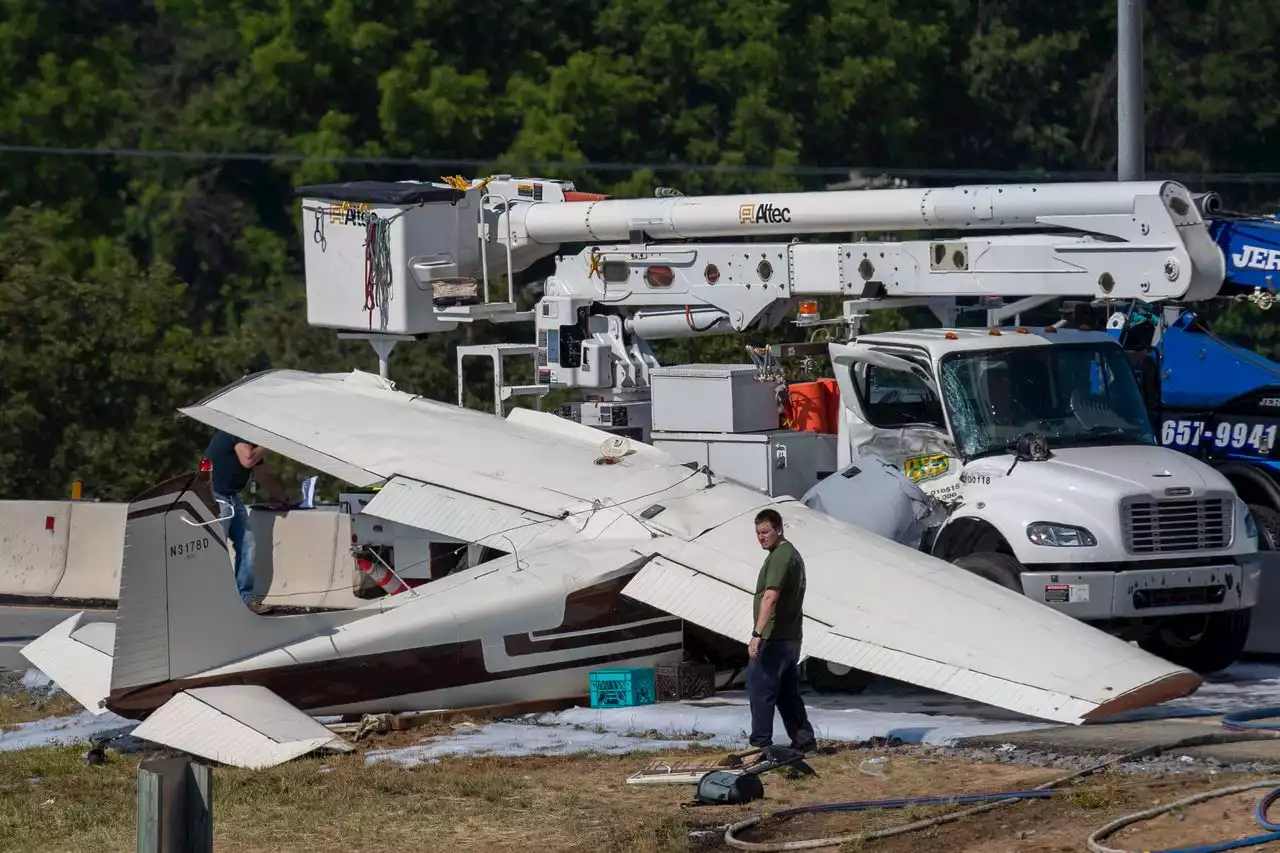 Federal investigators: pilot reported ‘engine failure’ shortly before plane crashed on turnpike